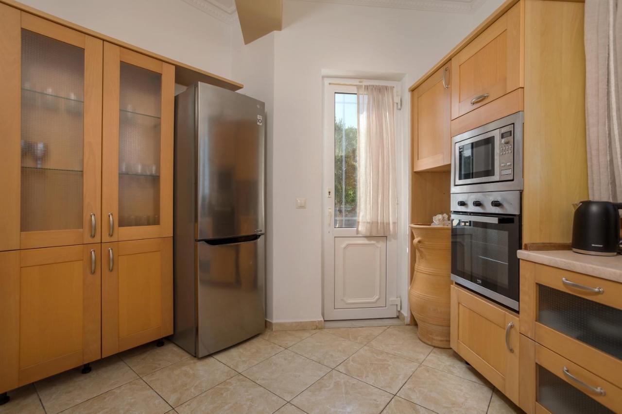 Buena Vista Villa Ambelokipoi  エクステリア 写真
