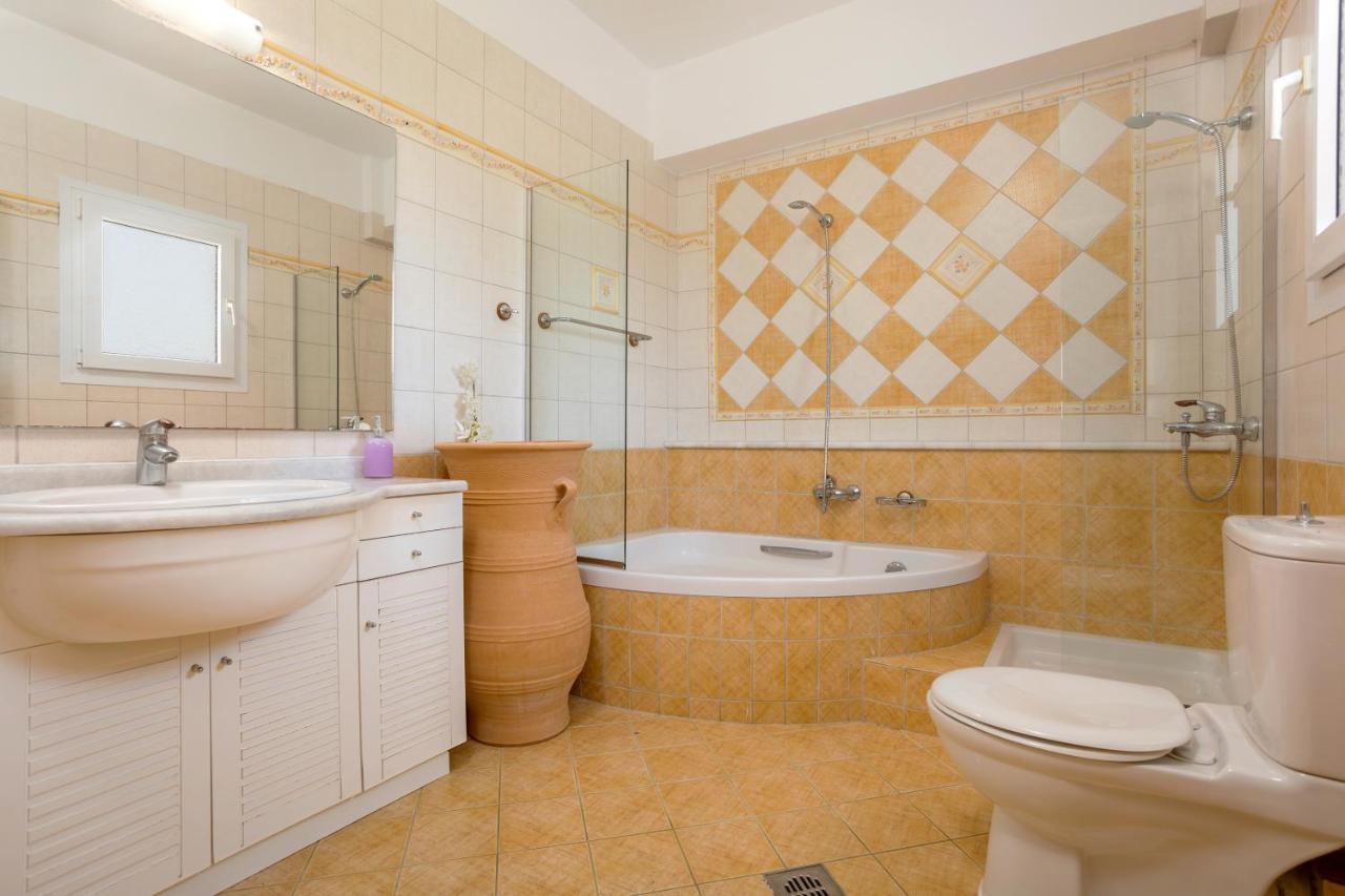 Buena Vista Villa Ambelokipoi  エクステリア 写真